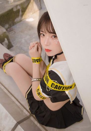 《年轻的嫂子》