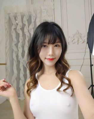 白丝美女免费网站