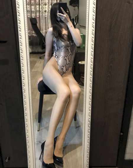 美女喷水视频