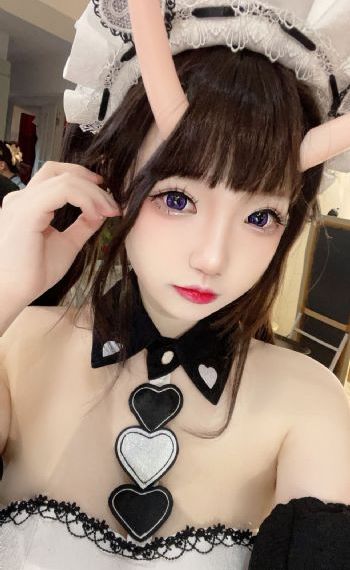 迷人的女秘书