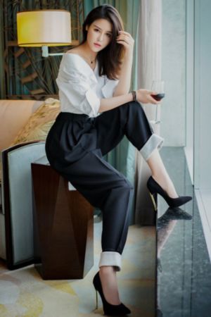 巴黎q娘电影