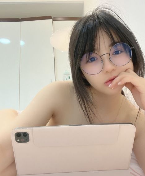 羞耻被脱小内内灌水