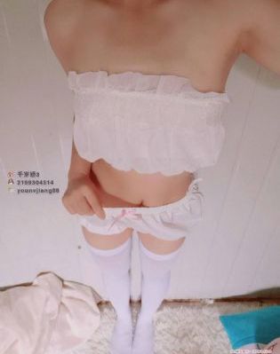 一边面膜一边燥的视频