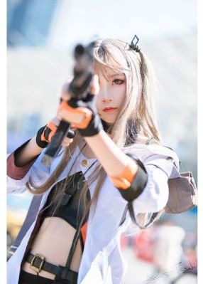 女老师3在线